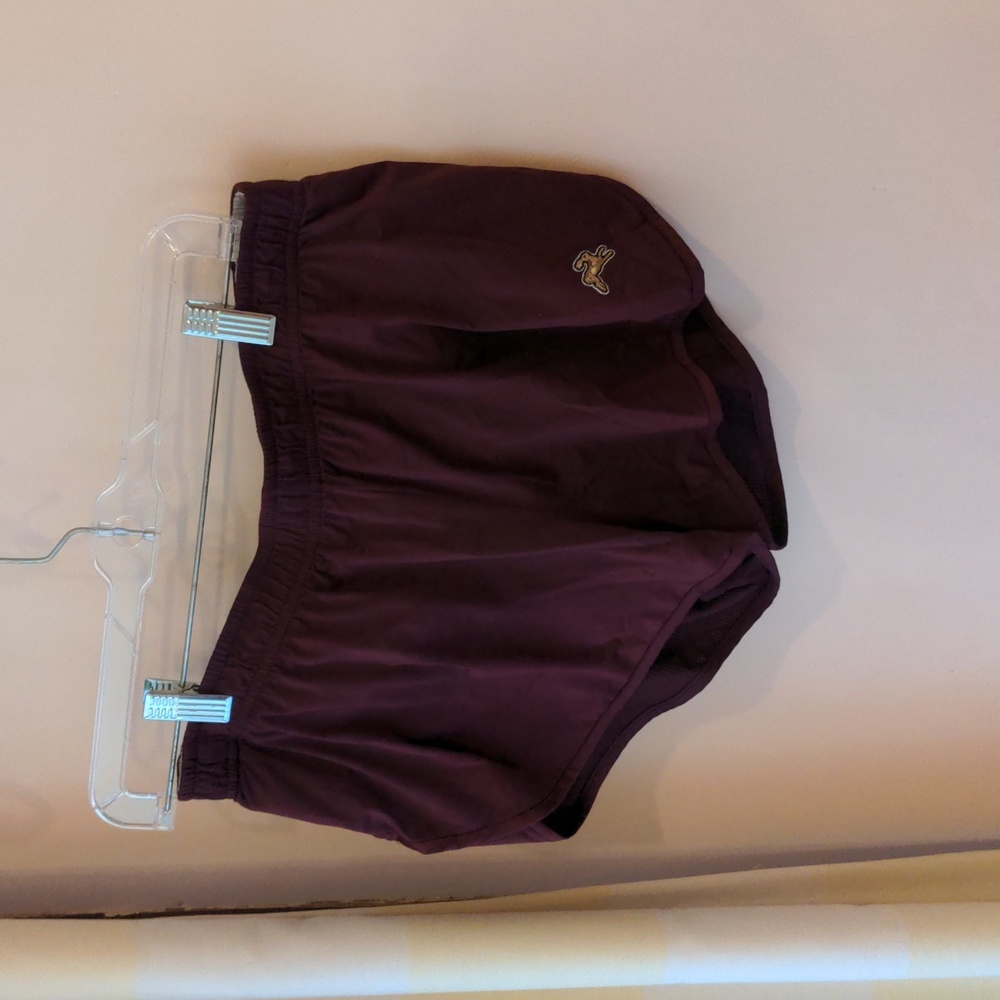 Tracksmith Twilight shorts- women's medium, color maroon